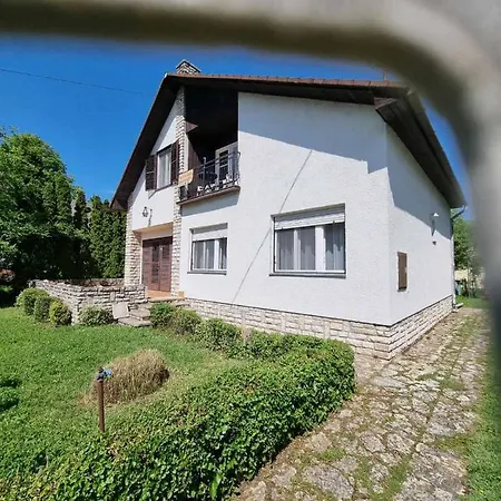 Lejlighed Aranypart 35 *